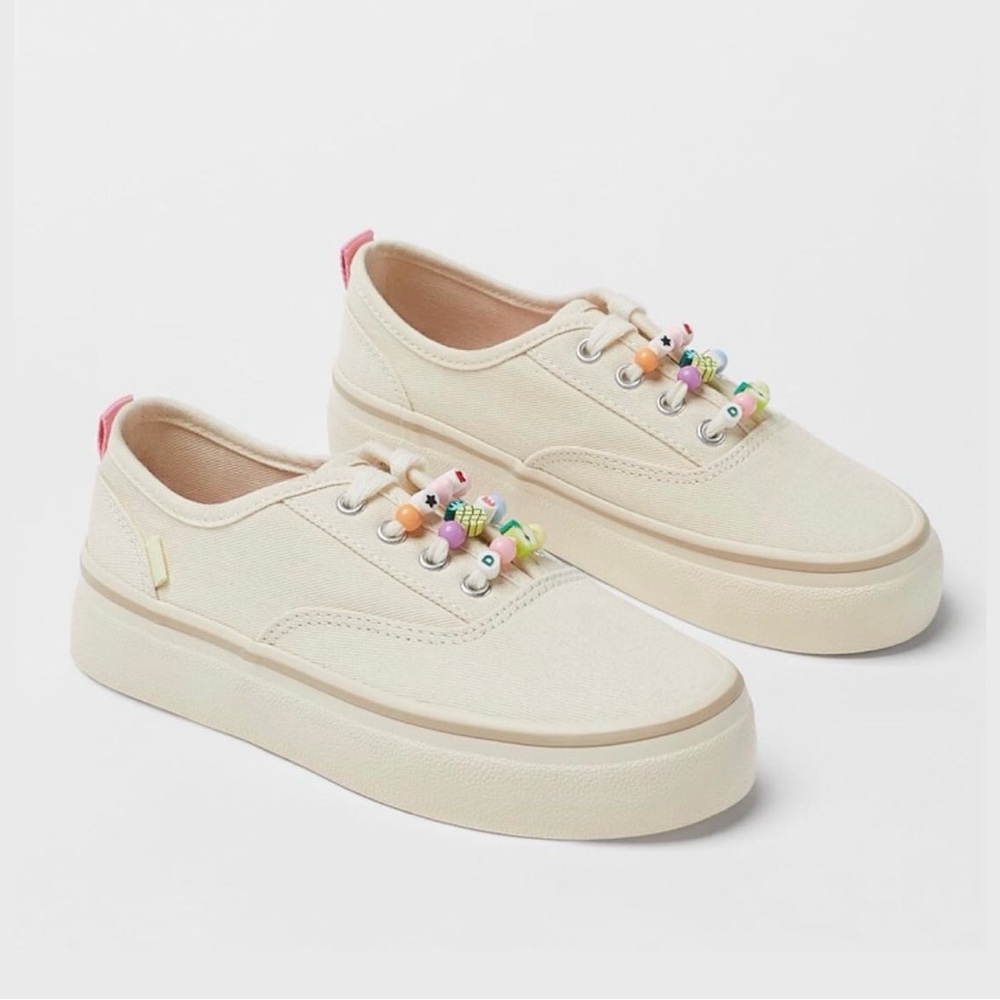 Kids/Beaded Zara sneakers size US 3.5